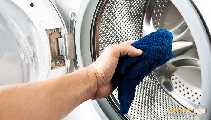علت خشک نشدن لباس در ماشین لباسشویی